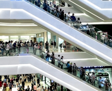 How Does Architectural LED Lighting Increase Retail Sales?
