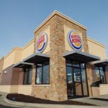 Daylight picture of Burger King location without lightband