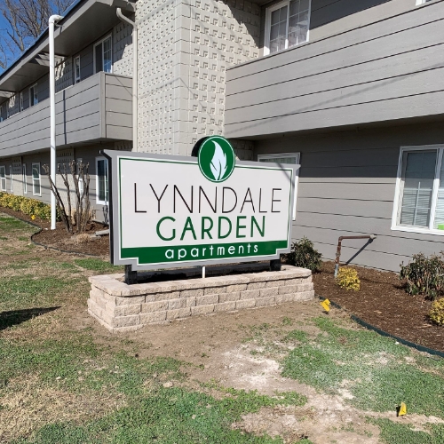 Lynndale Garden Monument Sign