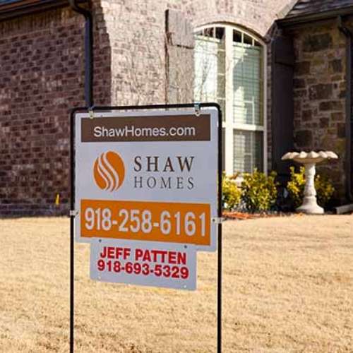 Shaw Homes Sign